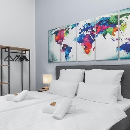 Tolles Design, Hochwertig, Vollausstattung, 3 Zimmer, Grosses Bad & Gaeste-Wc, Grosse Kueche, 3 X Smart Tv, 11 Min Zum Hbf Ντούισμπουργκ Εξωτερικό φωτογραφία