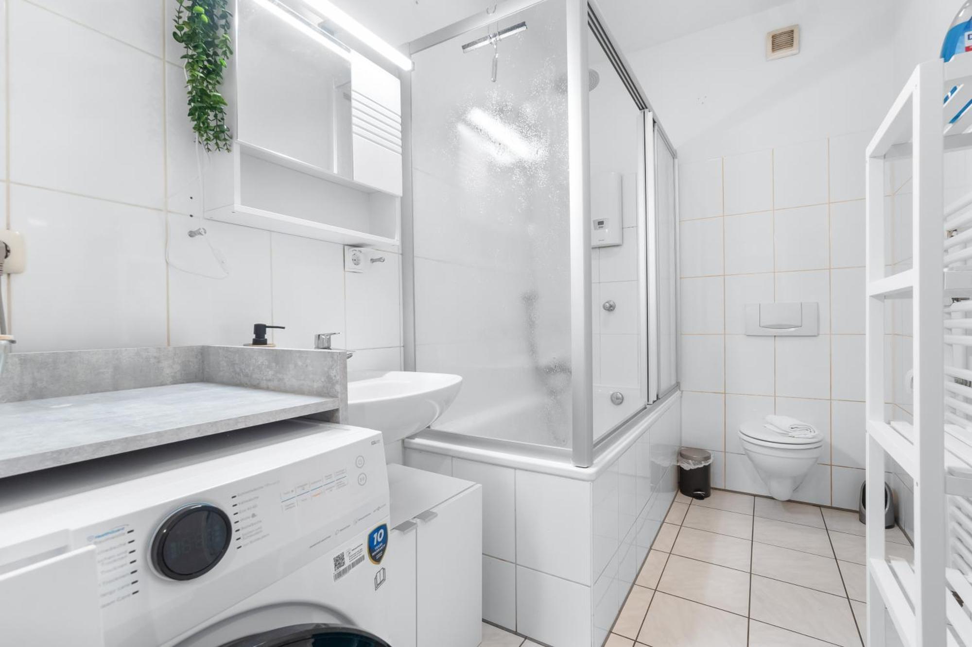 Tolles Design, Hochwertig, Vollausstattung, 3 Zimmer, Grosses Bad & Gaeste-Wc, Grosse Kueche, 3 X Smart Tv, 11 Min Zum Hbf Ντούισμπουργκ Εξωτερικό φωτογραφία