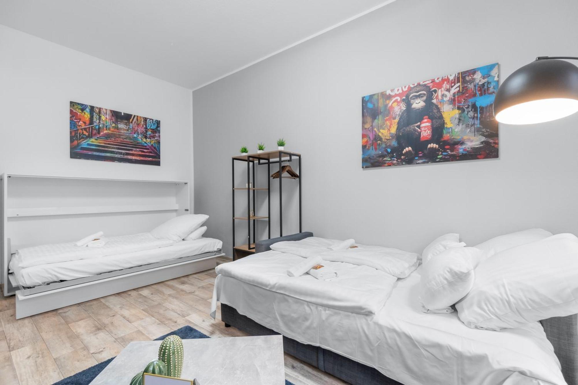 Tolles Design, Hochwertig, Vollausstattung, 3 Zimmer, Grosses Bad & Gaeste-Wc, Grosse Kueche, 3 X Smart Tv, 11 Min Zum Hbf Ντούισμπουργκ Εξωτερικό φωτογραφία