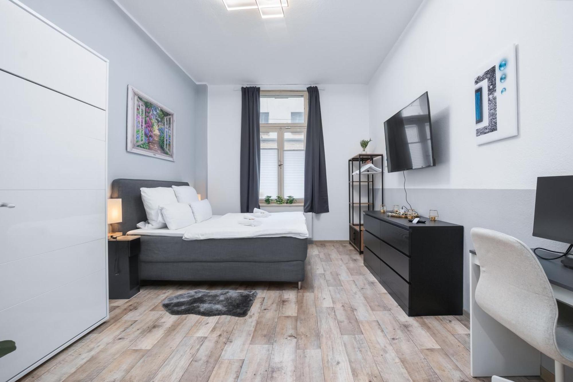 Tolles Design, Hochwertig, Vollausstattung, 3 Zimmer, Grosses Bad & Gaeste-Wc, Grosse Kueche, 3 X Smart Tv, 11 Min Zum Hbf Ντούισμπουργκ Εξωτερικό φωτογραφία